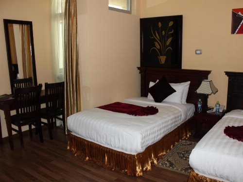 Oasis Apartment Hotel image 20