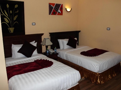 Oasis Apartment Hotel image 22